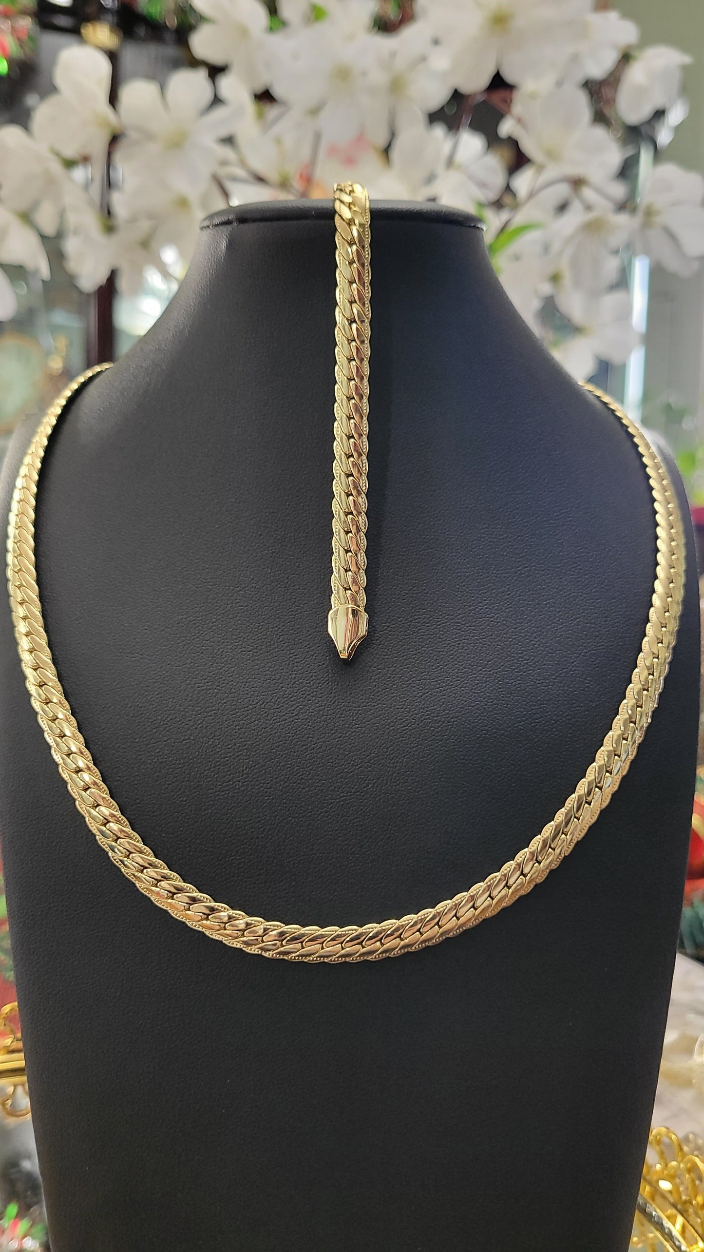 14k Gold Plated Necklace & Bracelet Set