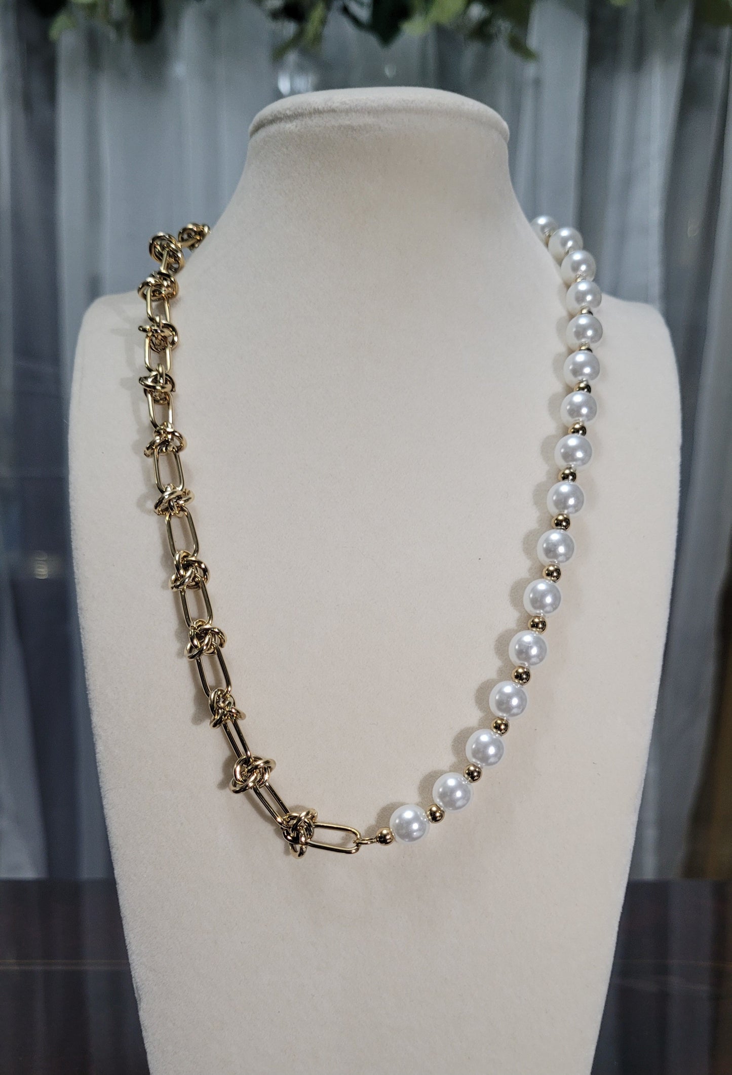 Stainless Steel Gold Plated Knots & Pearls Necklace