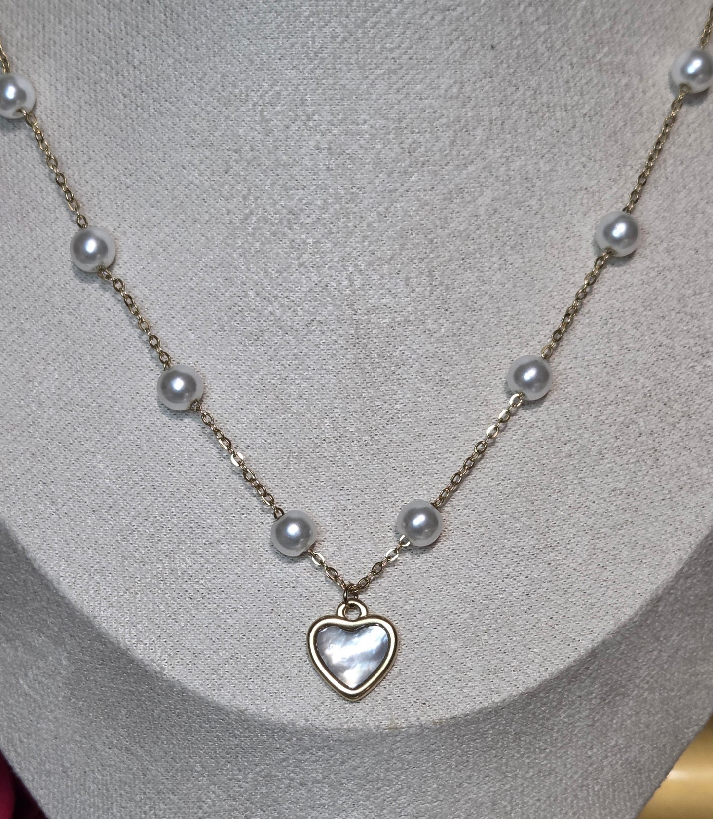 Pearl Necklace w/ Heart